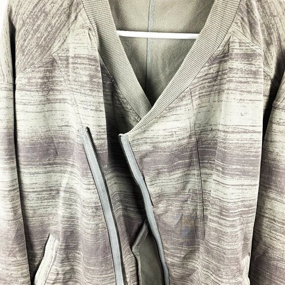 Lululemon Shape Up Full Zip Jacket Size 10 - Picture 3 of 5